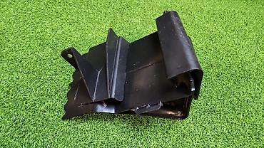 Другие автозапчасти: Крепление подкатников е53 Год 2003 В отличном состоянии, очень — 2