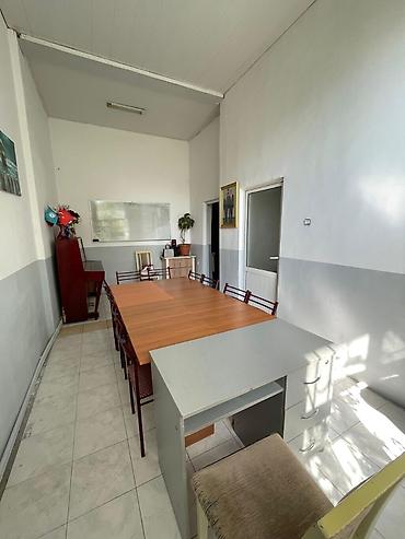 office: Tədris və ya ofis fəaliyyəti üçün iş otağı, DƏRZİLİK ÜÇÜN DƏ UYĞUNDUR — 8