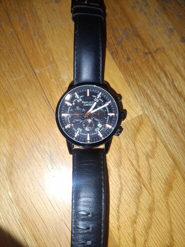 Qol saatları: 140 manata alınıb, təcili pula ehtiyac olduğu üçün 55 manata satılır — 1