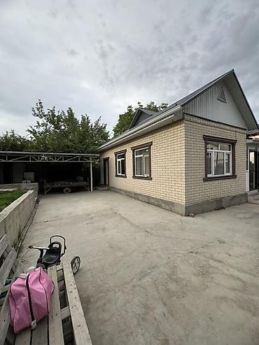 кирпичный квартира: 78 м², 3 комнаты — 1