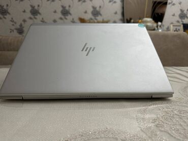 Skanerlər: HP 14.1 ", AMD Ryzen 3, 256 GB