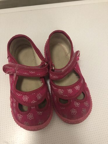 Игрушки: Очень в хорошем состоянии! Б/У,Одевали пару раз! Можно стирать в — 4