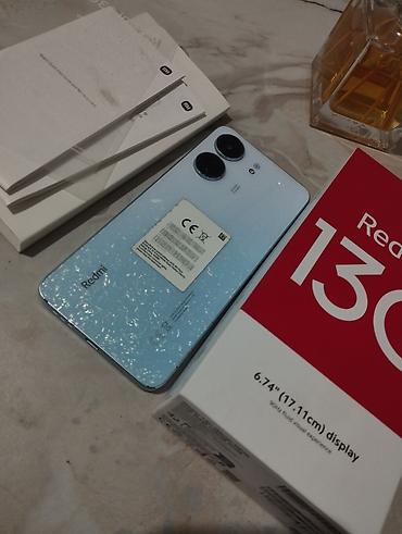 Redmi, Redmi 13C, Б/у, 128 ГБ, цвет - Белый, 1 SIM, 2 SIM