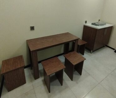 Stullar: Mətbəx üçün, Açılmayan, Dördbucaq masa, 4 stul