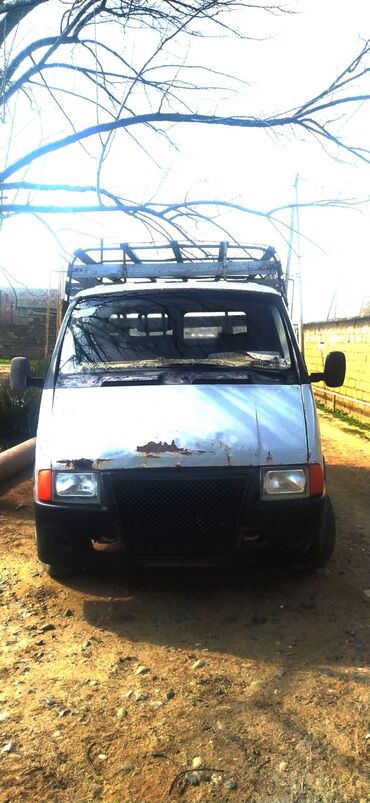 turbo az gazel: QAZ Gazel 33025: 2.4 l | 1998 il 350000 km Van body type