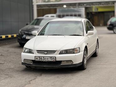 Honda: Honda Accord: 2001 г., 1.8 л, Автомат, Бензин, Седан