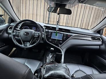 tokyo artwin: Toyota Camry: 2018 г., 2.5 л, Автомат, Бензин, Седан — 7