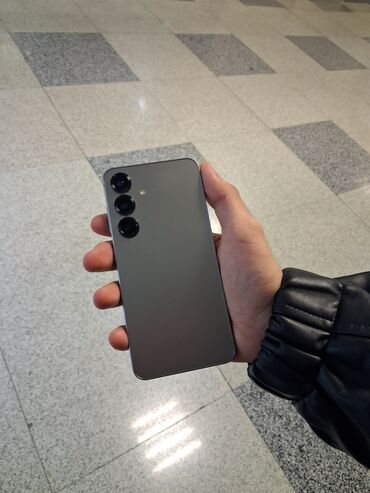 сотовый телефон fly fs458: Samsung S25, 128 ГБ, цвет - Серый, Гарантия, Отпечаток пальца, Беспроводная зарядка