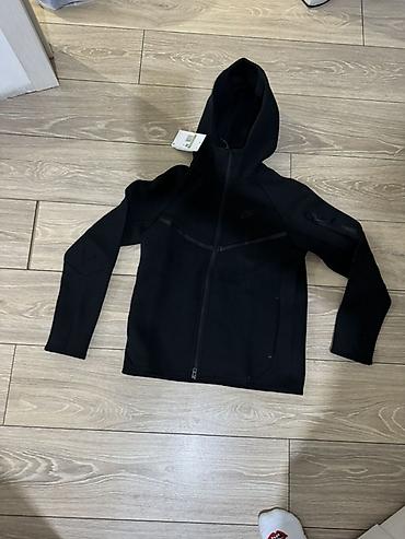 Мужская толстовка, XS, Nike, Новый, цвет - Черный, Самовывоз at lalafo.kg Мужская толстовка, XS, Nike, Новый, цвет - Черный, Самовывоз