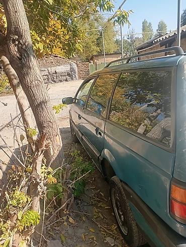 дефлектор: Volkswagen Passat: 1991 г., Механика, Универсал — 3