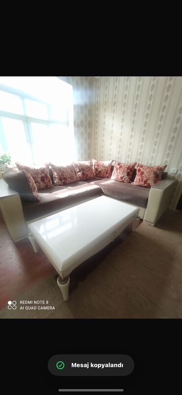 Qonaq otağı dəstləri: Divan, İşlənmiş, Bazalı