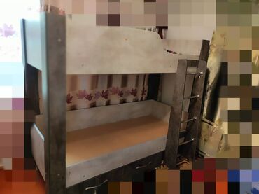 б у мебель кровать: Двухъярусная детская кровать, Б/у, ЛДСП, цвет - Серебристый
