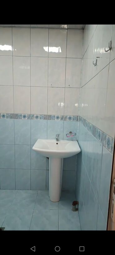 Uzunmüddətli kirayə mənzillər: Memar .Əcəmi .metrosu (2-3 deyqa piyada)Cavadxan küç .54 saylı — 11