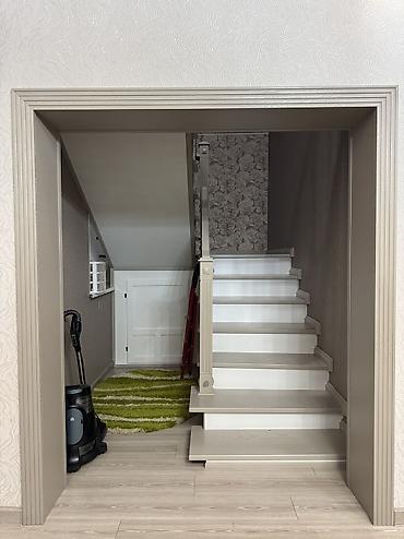 Продажа коттеджей и домов: 6 комнат, 240 м², 5 соток, Бишкек, Ак-Ордо 1 ж/м Агентство недвижимости — 12