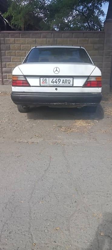 Mercedes-Benz W124: 1986 г., 2.3 л, Механика, Бензин, Седан