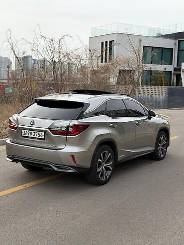 Lexus: Lexus RX: 2019 г., 3.5 л, Гибрид — 7