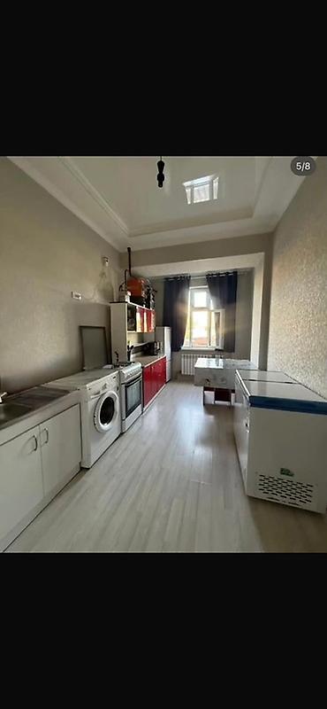 1 комната, 40 м², Элитка, 2 этаж