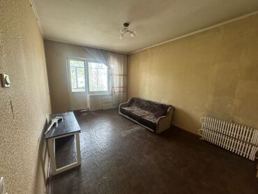 Продажа квартир: 1 комната, 36 м², 105 серия, 3 этаж, Старый ремонт