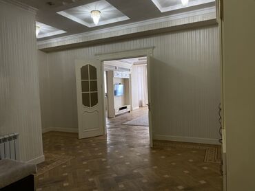 Долгосрочная аренда квартир: 4 комнаты, С мебелью полностью — 4