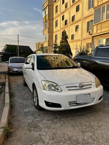 Toyota: Toyota Allex: 2004 г., 1.5 л, Автомат, Бензин, Хэтчбэк