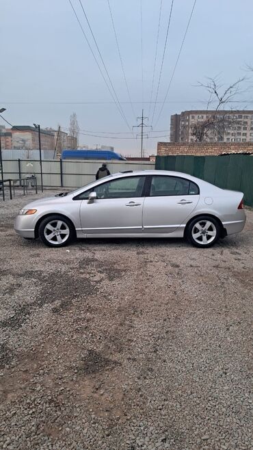 Honda: Honda Civic: 2005 г., 1.6 л, Автомат, Бензин, Седан — 1