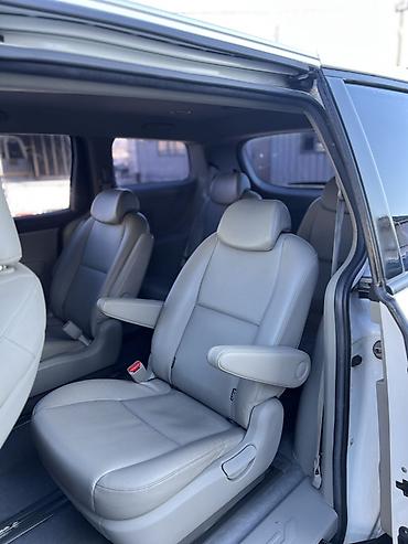 Kia: Kia Carnival: 2019 г., 2.2 л, Автомат, Дизель, Минивэн — 8