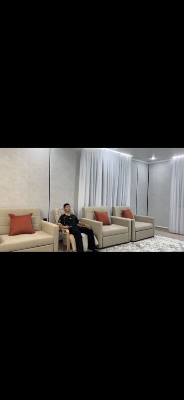 Посуточная аренда комнат: Сдаётся современная спальня с дизайнерским интерьером. Описание: - — 11