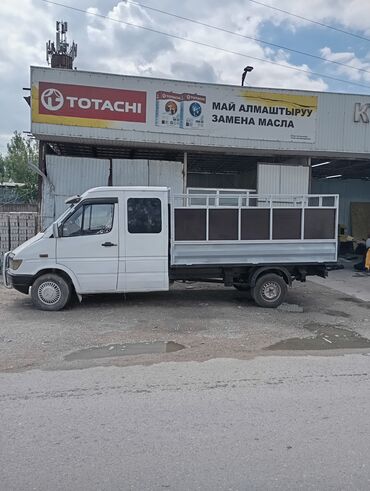 мерседес сапог бартавой: Легкий грузовик, Б/у