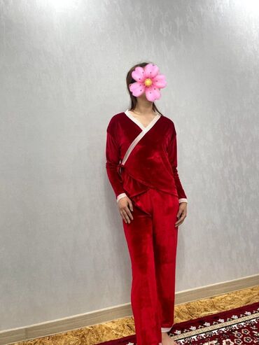 Пижамы: Пижама, Велюр, Китай, На пуговицах, Стандарт — 2