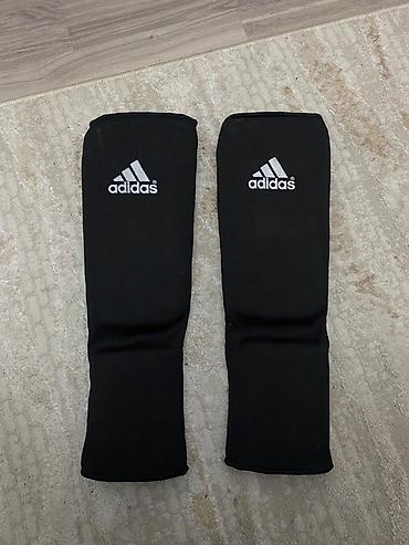 moto ayaqqabi: Adidas qamış qoruyucuları (shin guard sleeves/pads) - Brend: Adidas - — 1
