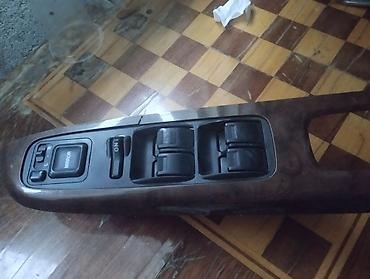 Автозапчасти: Сenter console Универсальный 2001 г., Б/у, Оригинал, Япония — 1