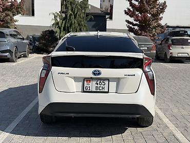 start: Toyota Prius: 2017 г., 1.8 л, Вариатор, Гибрид, Хэтчбэк — 5