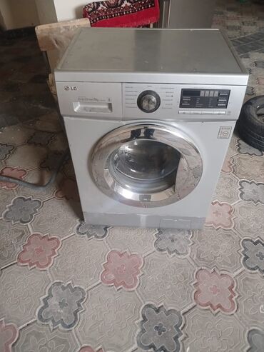 yeni paltaryuyan: Стиральная машина LG, 6 кг, Автомат, Без сушки