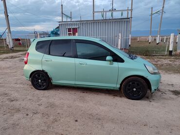 Honda: Honda Fit: 2003 г., 1.5 л, Вариатор, Бензин