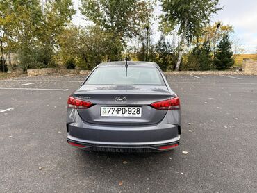 Hyundai: Hyundai Accent: 1.6 l | 2022 il Sedan — 2