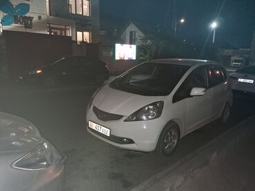 авто в рассрочку лизинг: Honda Jazz: 2009 г., 1.5 л, Автомат, Бензин, Хетчбек