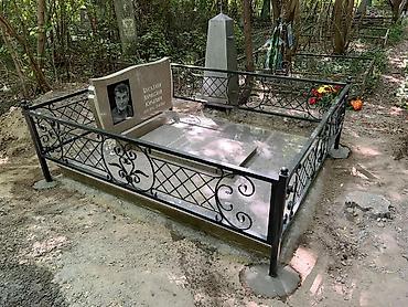 Ритуальные услуги: Изготовление памятников, Изготовление оградок, Изготовление крестов | Гранит, Металл, Мрамор | Оформление — 14