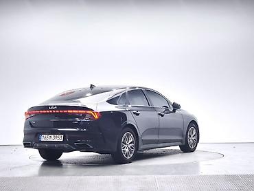 выхлопа: Kia K5: 2022 г., 2 л, Автомат, Бензин, Фастбек — 3