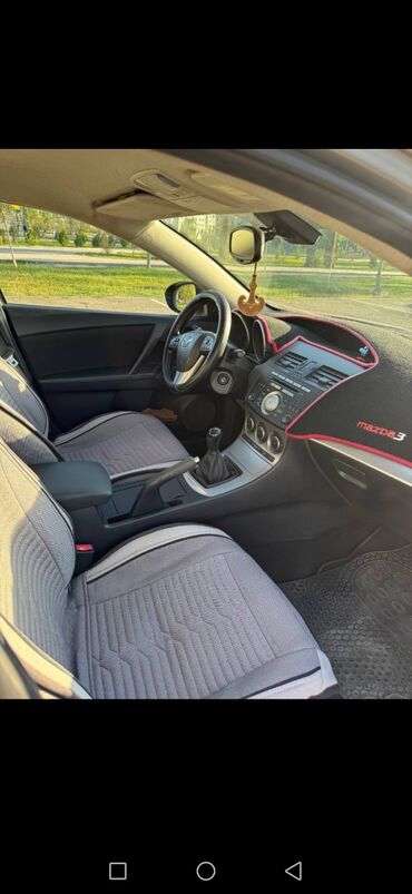 Mazda: Mazda 3: 2010 г., 1.6 л, Механика, Дизель, Хэтчбэк — 10