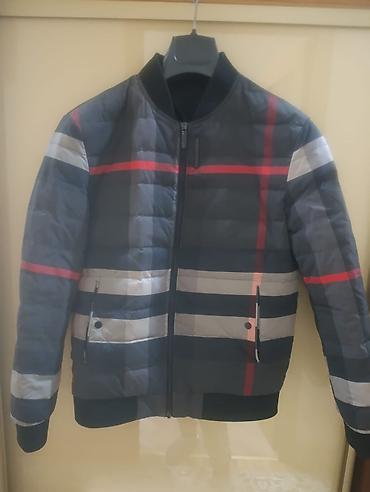 jordan kofta: Kişi üst geyimləri dəsti 1) Boz-ağ beysbol tipli svitşot/jaket - Ön — 2