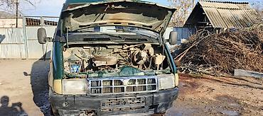 QAZ: QAZ GAZel: 2.4 l | 1999 il 33920 km Van/Minivan — 8