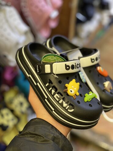 Детская обувь: Детские кроксы Люкс качества Размеры:30-35 Два вида Доставка по
