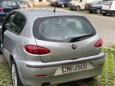 Alfa Romeo: Alfa Romeo 147: 1.6 l. | 2002 έ. 232000 km. Χάτσμπακ — 3