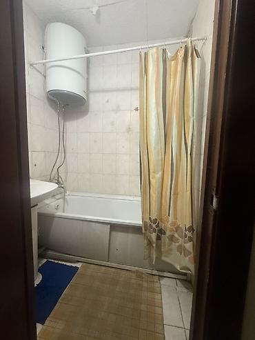 106: 3 комнаты, 72 м², 106 серия, 1 этаж, Требуется ремонт — 4