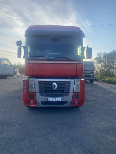 метан оборудование: Тягач, Renault, 2012 г., Тентованный