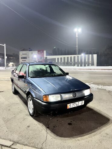 волсваген 3: Volkswagen Passat: 1989 г., 1.8 л, Механика, Бензин, Седан