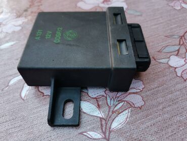 Auto delovi: Komutator Zastava,Yugo broj 2. Novo. Sest pinova. Cena 2000 dinara — 3