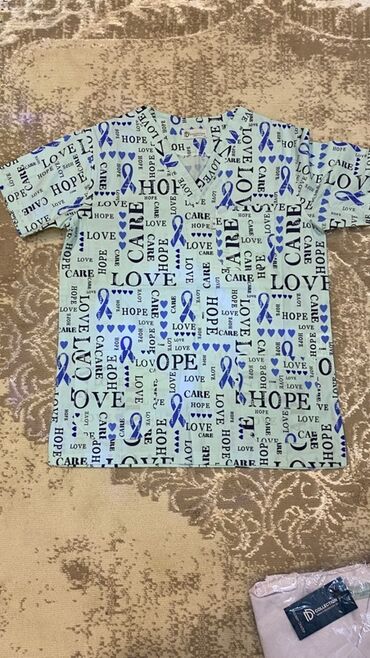 Tibbi geyim: Tibbi forma dəsti - Ağ həkim xalatı: dizə qədər uzunluq, arxada — 3