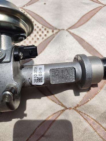 lada 02: 60 AZN almısam yenidi lazım olmadığı üçün satiram.VAZ (Lada) üçün — 1