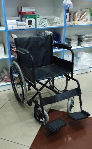 Инвалидные коляски: Инвалидная коляска (черная с пласт.колесами) FS875
Оптом и в розницу